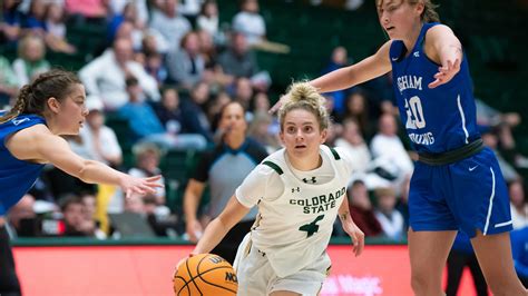 Becky Hammon visits CSU basketball as McKenna Hofschild wins award