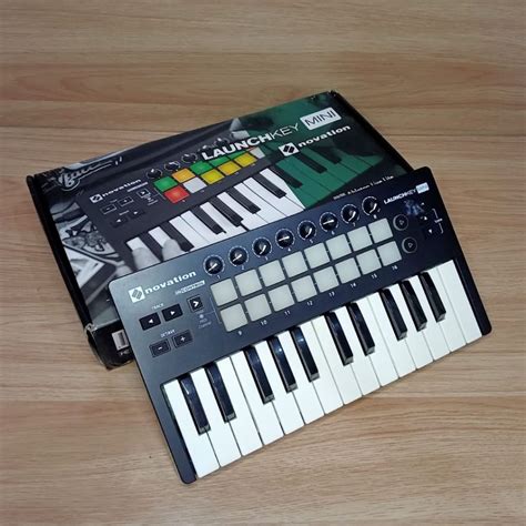 Launchkey Mini MK2 的图像结果