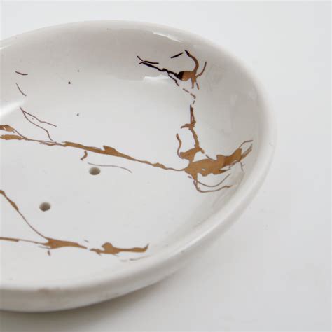 Buy Aubree Vince Ceramic Soap Dish from Home Centre at just INR 299.0