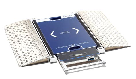 Vehicle weighing solutions with portable wheel scales by HKM