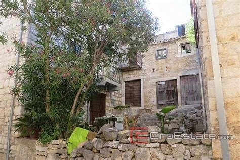 Kroatien,Vis - Tre stenhus, till salu