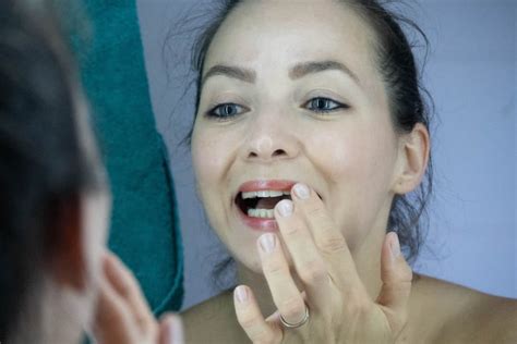 Dizziness After Wisdom Tooth Extraction: Causes, Symptoms, and ...