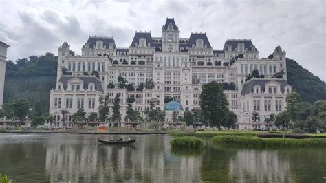 亚洲超级大盘花果园白宫；是贵阳旅游的“标志性建筑之一”！_贵州