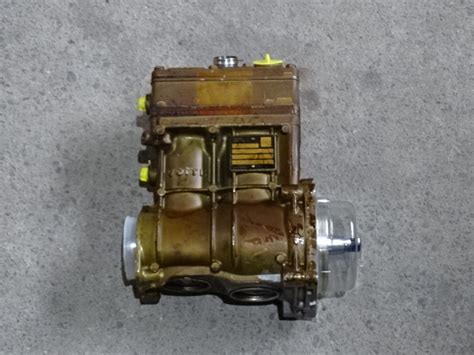 Compressor compressed air system for Mercedes-Benz Actros MP 4 ...