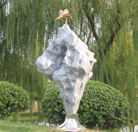玻璃钢雕塑的清洗方法-雕塑知识-南京先登雕塑有限公司