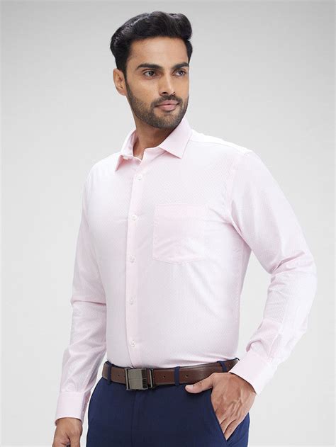 Park Avenue Men Pink Structured Regular Fit Cotton Formal Shirt – MyRaymond