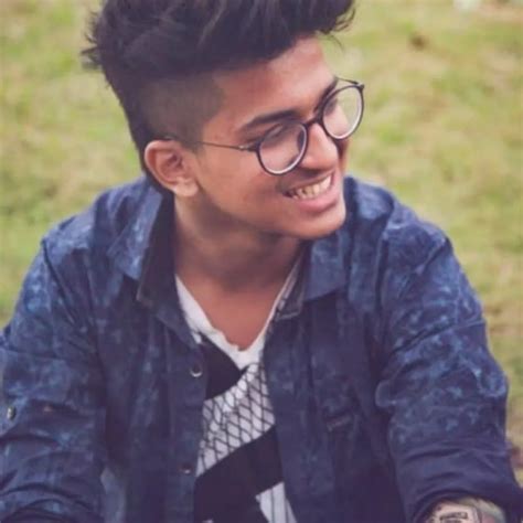 ‌IND vs NZ | Twitter reacts to Rohit and Gill vie for ‘misfield medal ...