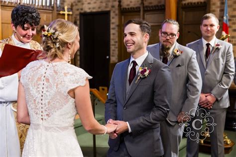 Woodbury Central Park Wedding Photos | Emily + Dustin