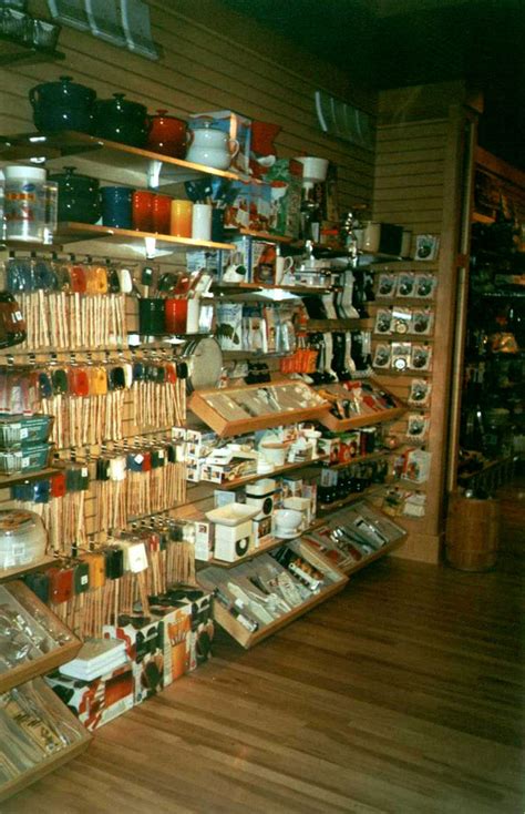 Gift Shop 的图像结果