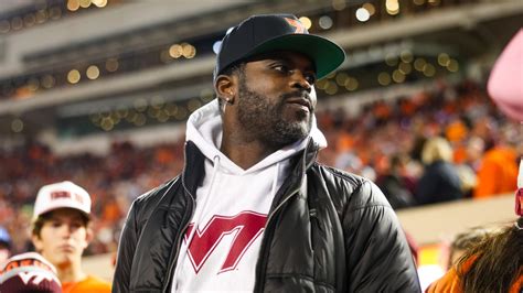 Michael Vick family tree: Meet wife Kijafa, sons Mitez and Michael Jr ...