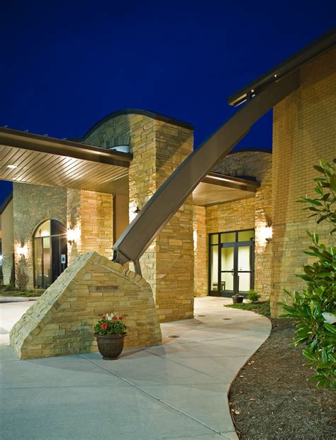 Fairfield Glade Community Club by Michael Brady Inc. - Architizer