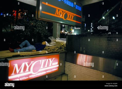 Man Sleeping in Sign Meme 的图像结果