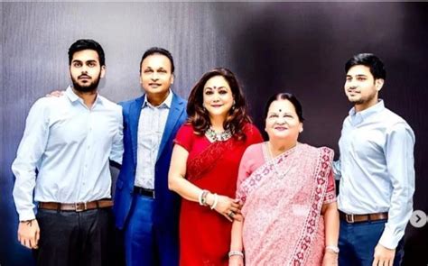 𝐀𝐧𝐢𝐥 𝐀𝐦𝐛𝐚𝐧𝐢 𝐇𝐨𝐮𝐬𝐞 in Mumbai: Name, Price, Inside View and Photos