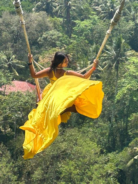 Trip Triangle for travel, hotels and restaurant booking.