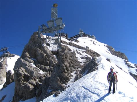 Descending the Zugspitze via the Rheintal - Daniel Arndt