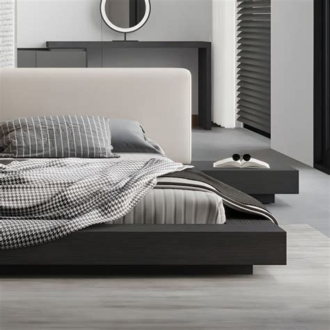 Classic Kobe Luxurious Bed – Indian Nest