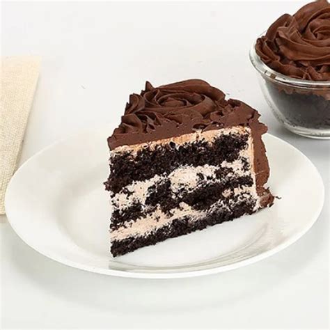 Chocolate Rose Cake Delivery in Delhi NCR - ₹999.00 : Cake Express
