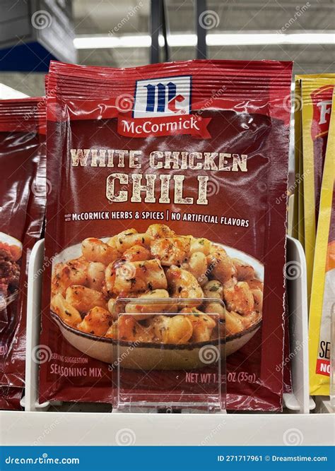 Grocery Store McCormick Chili Seasoning Packet Thick Editorial Photo ...
