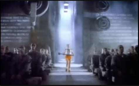 Computer Commercial 的图像结果