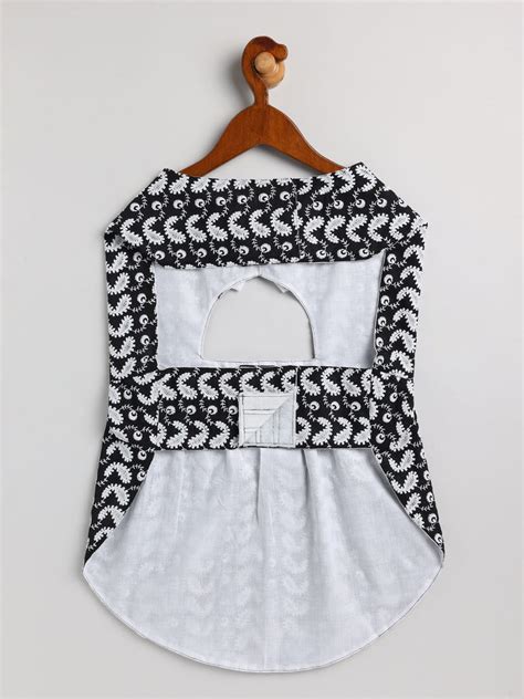 VASTRAMAY Dogs' Black Chikankari Flared Dress With Attached Bow – vastramay