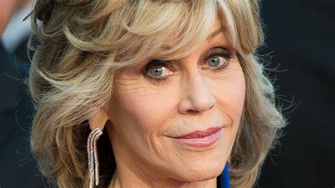 Did Jane Fonda Have Plastic Surgery? The Actress Speaks Out | Closer Weekly
