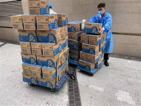 元气森林联合外卖平台及125家餐饮企业给上海市民免费送气泡水-FoodTalks全球食品资讯