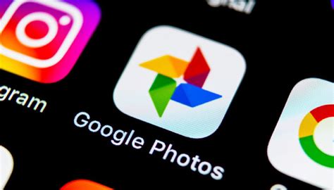 Google Photos Introduces New Instagram-Like Stories Feature - Tech