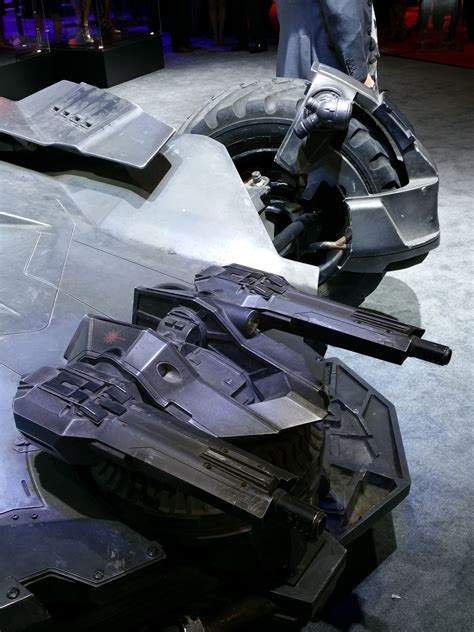 Batman vs. Superman: Batmobile Pictures Offer Hi-Res Look at Vehicle