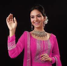 Makeup Services | Bridal makeup in Kerala | Best makeup artist