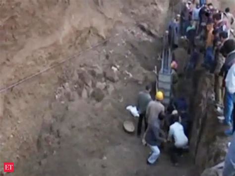 Three labourers buried alive in landslide in Shimla - The Economic ...