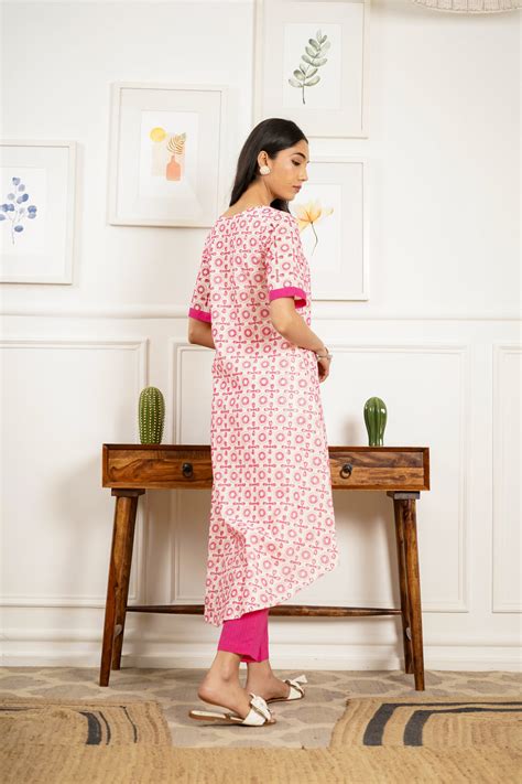 Netose Schiffli Pink High Low Kurta Pant Set – Netose By LakhNeet (I ...