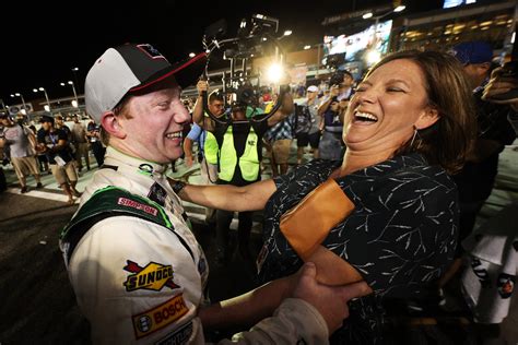 Kelley Earnhardt Net Worth - Wiki, Age, Weight and Height ...