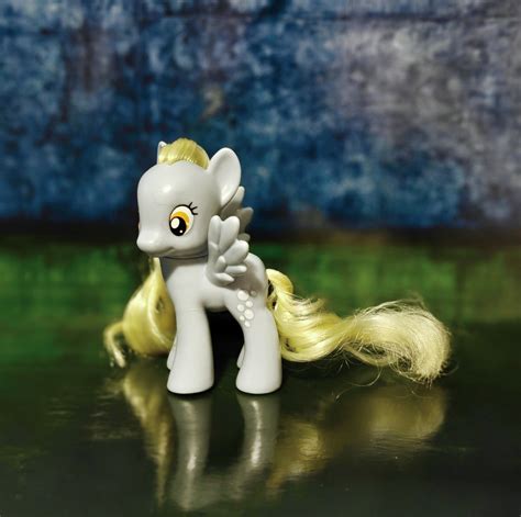 My Little Pony MLP FiM Derpy Hooves Ditzy Doo G4 Muffin 3" 2010 ...