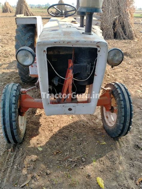 Get Second Hand Escorts 325 Tractor in Good Condition - 4788