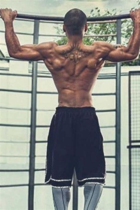 pull ups: Get Latest Buzz, Updates, Gossip, Photos & Videos