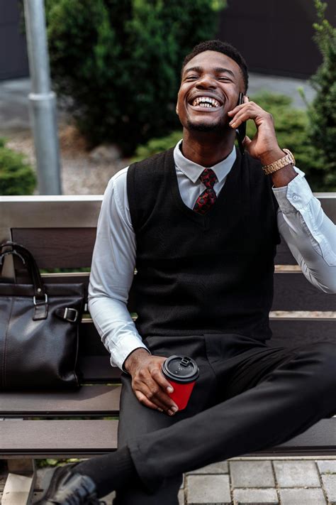 Random Guy Businessman 的图像结果