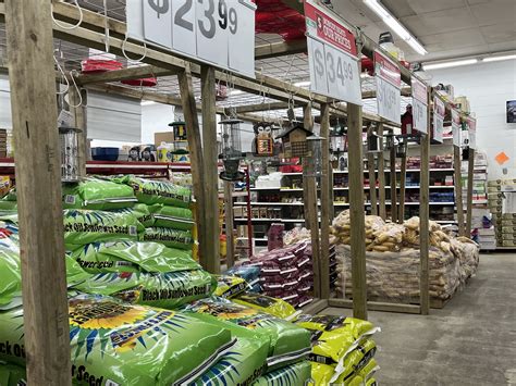 RURAL KING - 2960 E 10th St, Jeffersonville IN - Hours, Directions, Reviews - Loc8NearMe