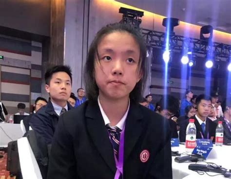 世界“最强大脑”盛会上的中国天才少女：从不参加数学竞赛-中国好故事