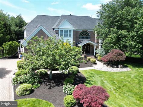 5 Stults Dr, Plainsboro Township, NJ 08536 - MLS NJMX2009296 - Coldwell ...