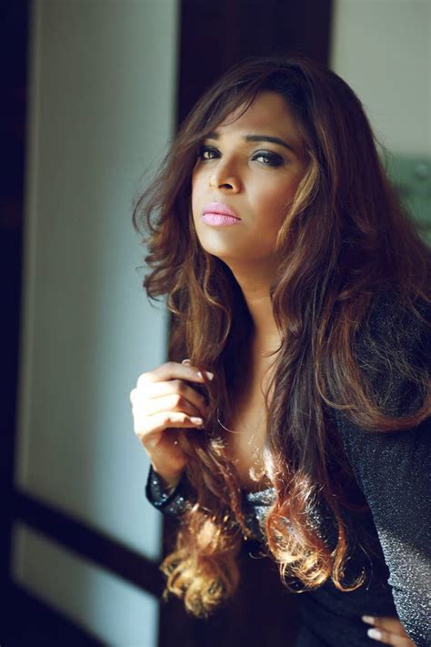 India's First Plus-Size Transgender Model Wants Trans People To Speak ...