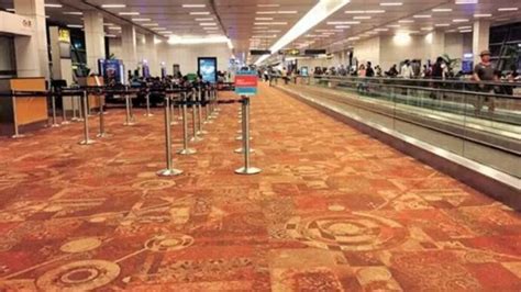 Now, faster check-in for passengers with hand baggage at Delhi's T2 ...