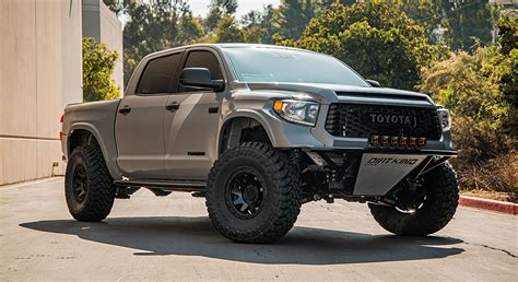 4WD Long Travel 2021 Toyota Tundra – Dirt King
