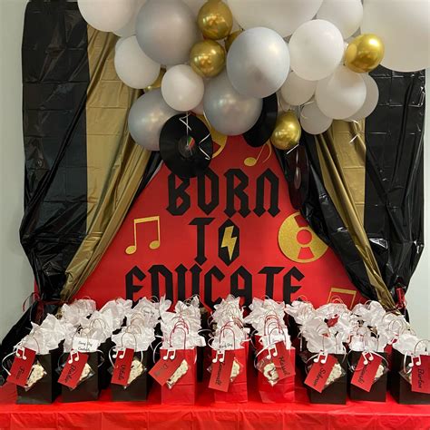 Volunteer — Prune Hill Elementary PTA