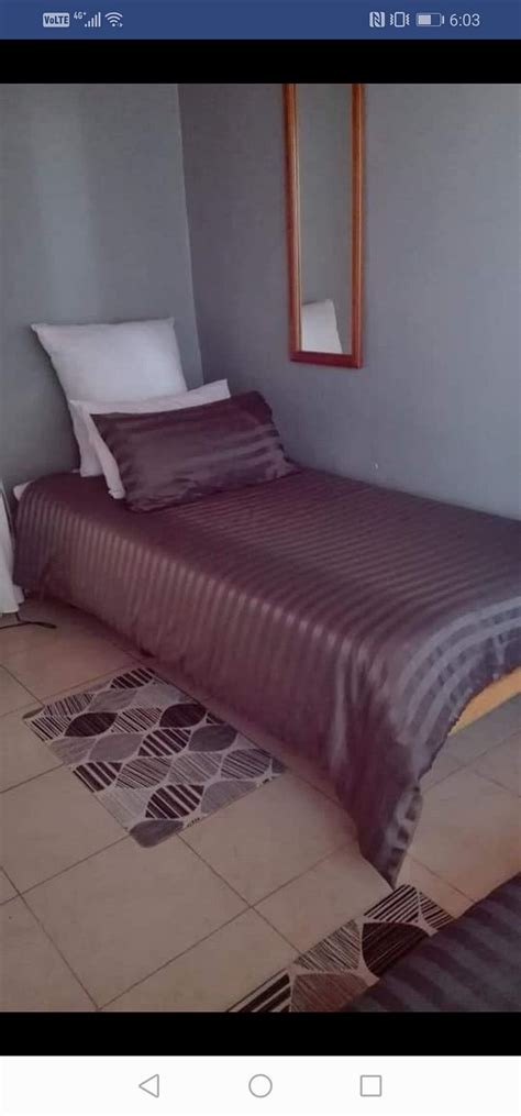 CAMMY'S GUESTHOUSE (Kuils River) - Specialty Hotel Reviews & Photos ...