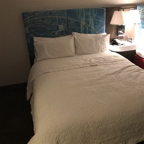 HAMPTON INN & SUITES MOUNT LAUREL/MOORESTOWN - Hotel Reviews, Photos ...