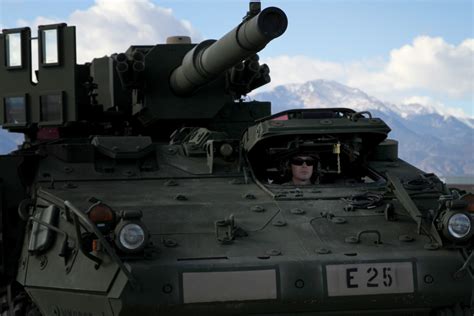 Soldiers, Airmen partner for Mobile Gun System Stryker air mobility ...