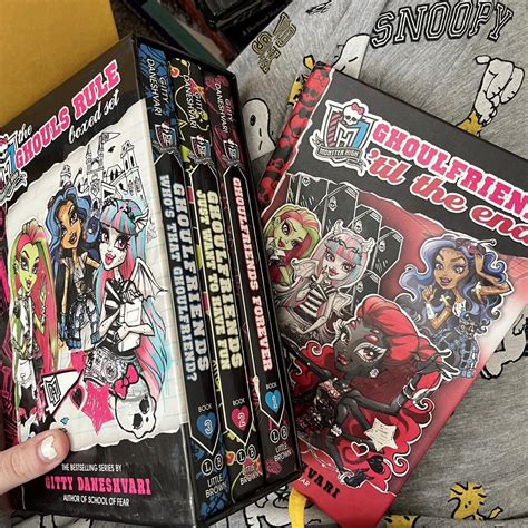 Monster High books - Depop