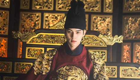 'Bon Appetit, Your Majesty' Episode 5 Recap - Snowflake Schnitzel