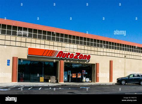 Autozone auto parts hi-res stock photography and images - Alamy