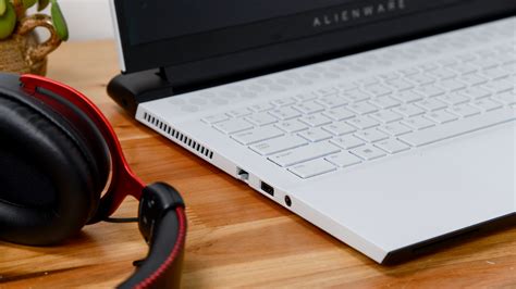 Image result for Alienware M17 R4 Black Model